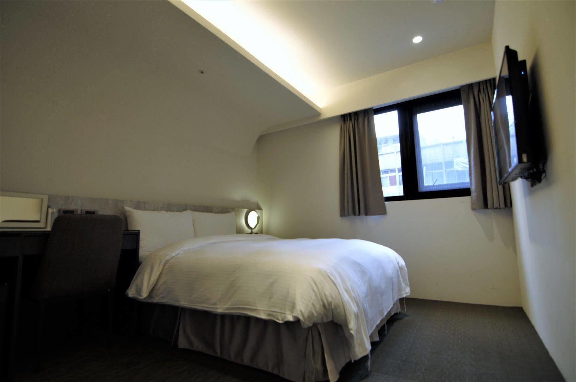 泊居旅店 Oursinn Hotel Taipeh Exterior foto